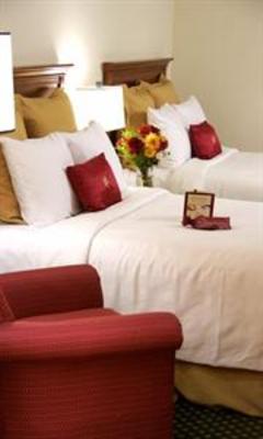 фото отеля Crowne Plaza Hickory I-40