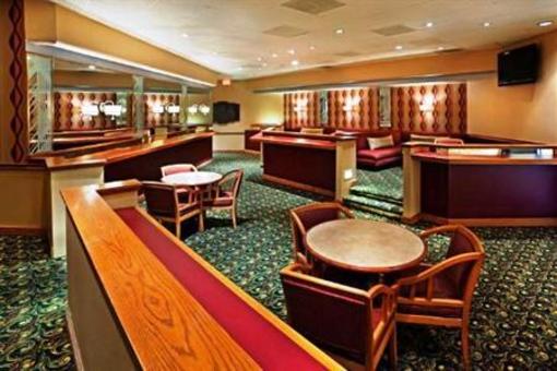 фото отеля Crowne Plaza Hickory I-40