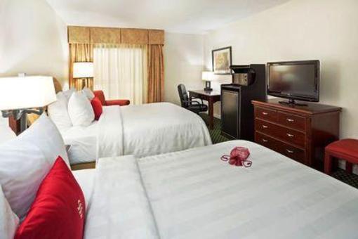 фото отеля Crowne Plaza Hickory I-40