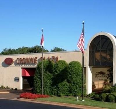 фото отеля Crowne Plaza Hickory I-40