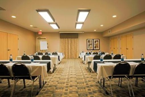 фото отеля Holiday Inn Express Hotel & Suites Amarillo