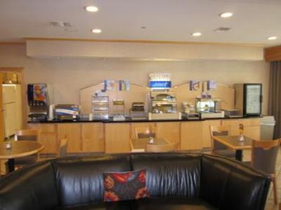 фото отеля Holiday Inn Express Hotel & Suites Amarillo