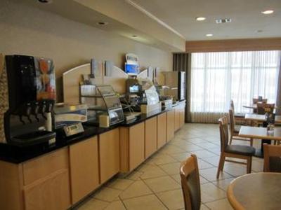 фото отеля Holiday Inn Express Hotel & Suites Amarillo