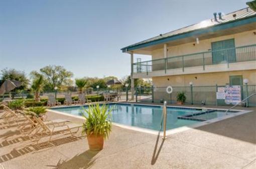фото отеля Americas Best Value Inn Forth Worth