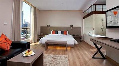 фото отеля Hotel Solo Sukhumvit 2