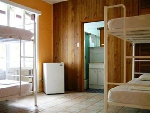 фото отеля Civic Guest House Backpackers Hostel