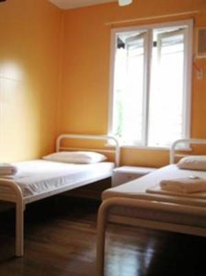 фото отеля Civic Guest House Backpackers Hostel