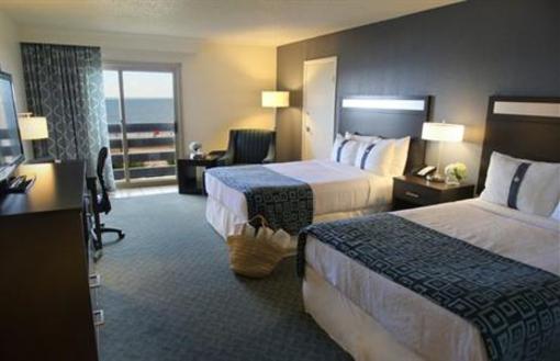 фото отеля The Beach House A Holiday Inn Resort