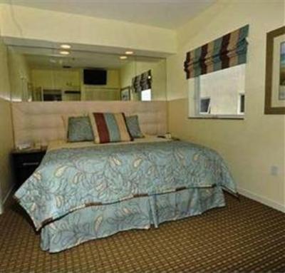 фото отеля Crystal Beach Suites & Health Club