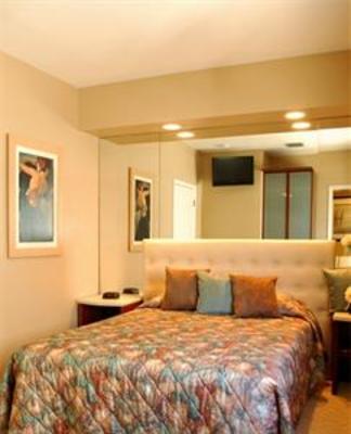 фото отеля Crystal Beach Suites & Health Club