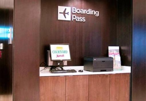 фото отеля Courtyard by Marriott Jacksonville Northeast/Kendall Town
