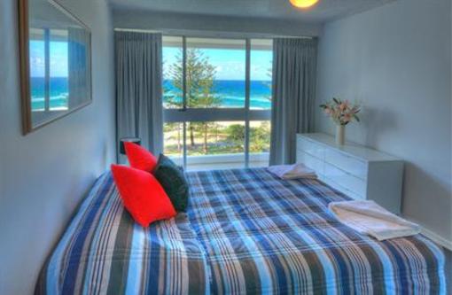фото отеля Solnamara Beachfront Apartments