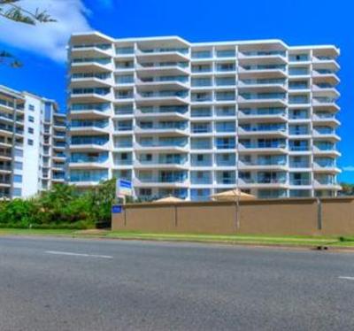 фото отеля Solnamara Beachfront Apartments