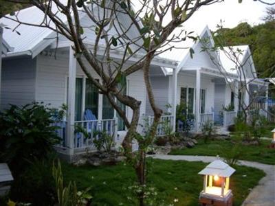 фото отеля Phi Phi Blue Sky Resort