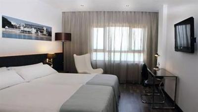 фото отеля Tryp La Caleta