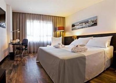 фото отеля Tryp La Caleta