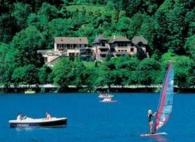 фото отеля Le Manoir au Lac