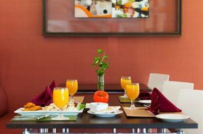 фото отеля Citrus Hotel