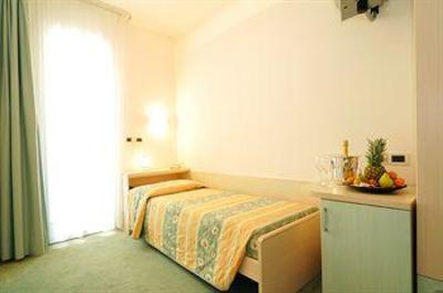 фото отеля Hotel Salus Lignano Sabbiadoro