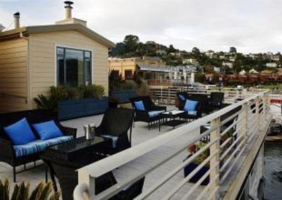 фото отеля Waters Edge Hotel Tiburon