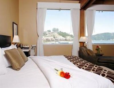 фото отеля Waters Edge Hotel Tiburon
