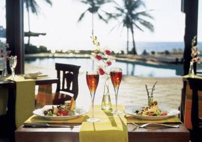 фото отеля Vivanta by Taj - Holiday Village Goa