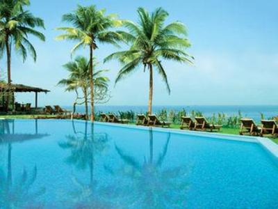 фото отеля Vivanta by Taj - Holiday Village Goa