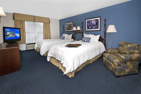 фото отеля Hampton Inn & Suites Raleigh/Cary RBC Center