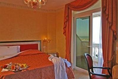 фото отеля Hotel Guerra
