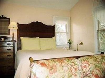 фото отеля Garden Grove Bed and Breakfast