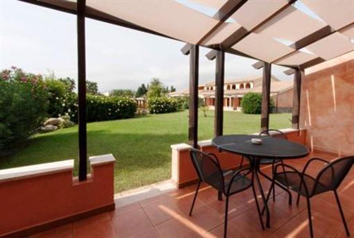 фото отеля Lantana Hotel & Residences Pula (Sardinia)