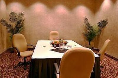 фото отеля BEST WESTERN Cambridge / Kitchener Hotel