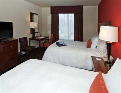 фото отеля Hampton Inn & Suites Holly Springs