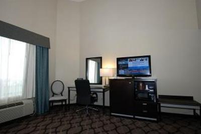 фото отеля Best Western Plus Travel Hotel Toronto Airport