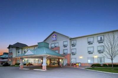 фото отеля Best Western Plus Travel Hotel Toronto Airport