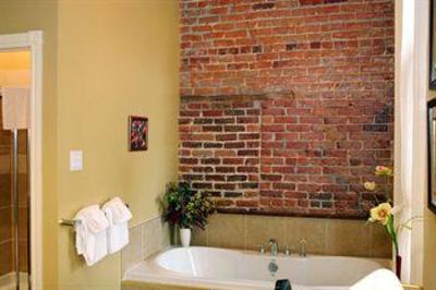 фото отеля Le Grande Allee-Hotel and Suites Quebec City