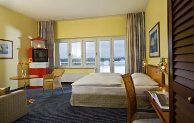 фото отеля Radisson Blu Hotel Stralsund
