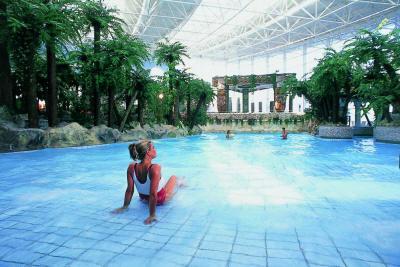 фото отеля Radisson Blu Hotel Stralsund