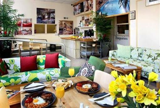 фото отеля Discovery Accommodation Whitby
