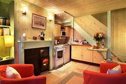 фото отеля Discovery Accommodation Whitby