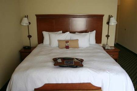 фото отеля Hampton Inn Omaha West - Lakeside