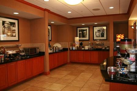 фото отеля Hampton Inn Omaha West - Lakeside