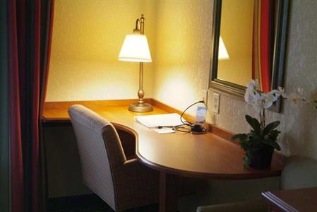 фото отеля Hampton Inn Omaha West - Lakeside