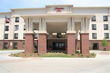 фото отеля Hampton Inn Omaha West - Lakeside