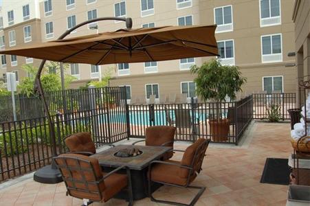 фото отеля Homewood Suites by Hilton Fort Myers Airport / FGCU