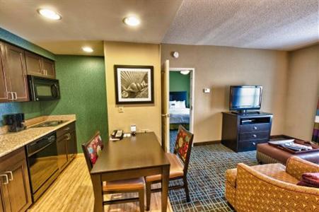 фото отеля Homewood Suites by Hilton Fort Myers Airport / FGCU