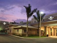 Homewood Suites by Hilton Fort Myers Airport / FGCU