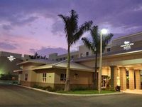 Homewood Suites by Hilton Fort Myers Airport / FGCU