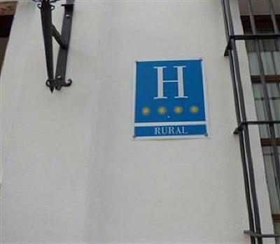 фото отеля Hotel Puerta De La Villa Grazalema