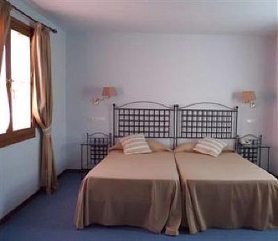 фото отеля Hotel Puerta De La Villa Grazalema